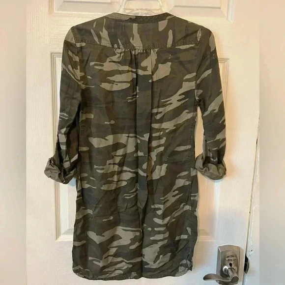Express Women’s camouflage casual dress size xs - Picture 3 of 3